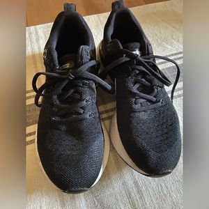 Nike React - Infinity React Flyknit - size 6 -  very good condition